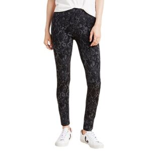 Anthropologie Sanctuary Snake-Printed Leggings